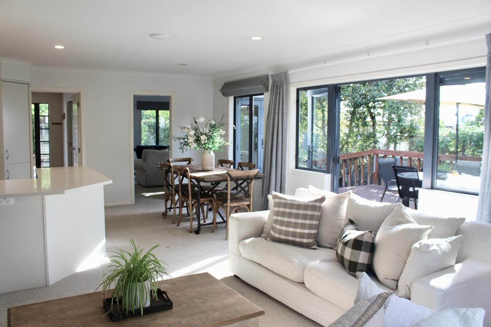 5-Min Walk To Village - Havelock North Holiday Home With Spa Pool Exterior foto
